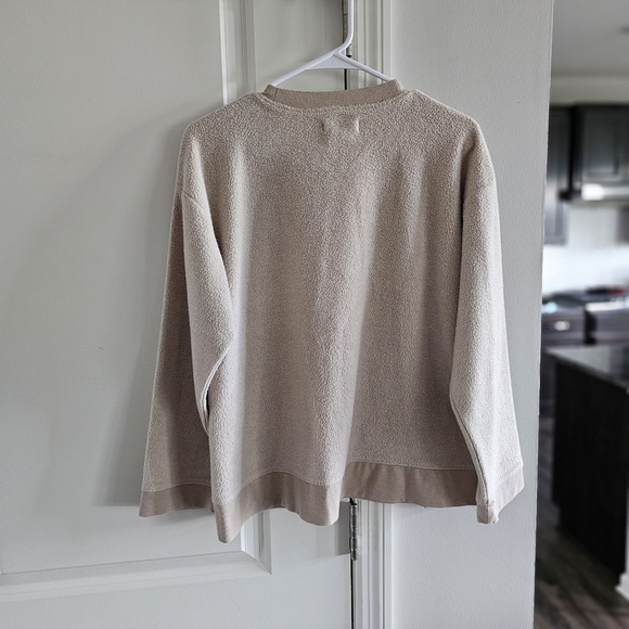 Madewell (Re)sourced Brushed Side-Button Relaxed Sweatshirt - Picture 6 of 9